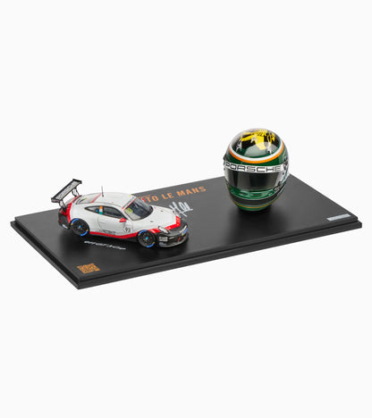 Porsche 911 GT3 Cup and Michael Fassbender helmet No 1 – Limited Edition 1:43