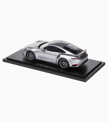 Porsche 911 Turbo 50 Years (992) – Limited Edition  1:18 scale