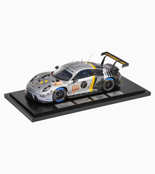 Porsche 911 RSR Michael Fassbender – Limited Edition 1:18